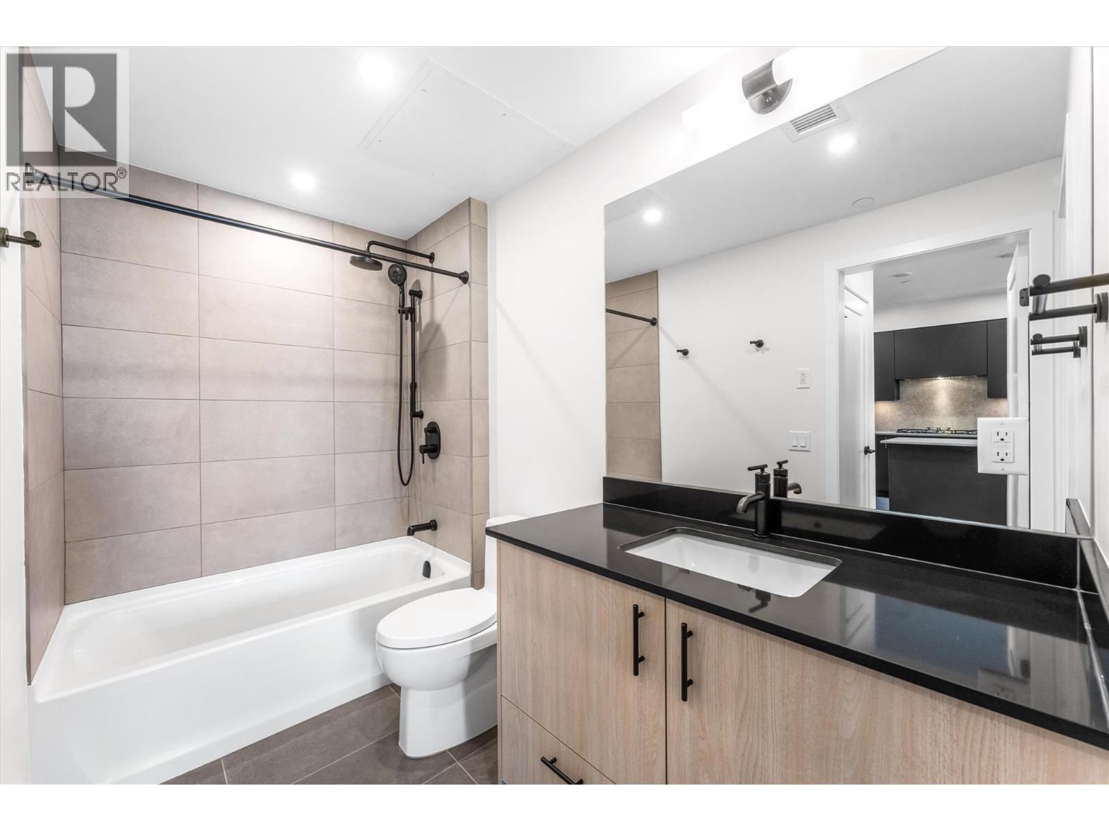 9654 Benchland Road Unit# 407, Lake Country