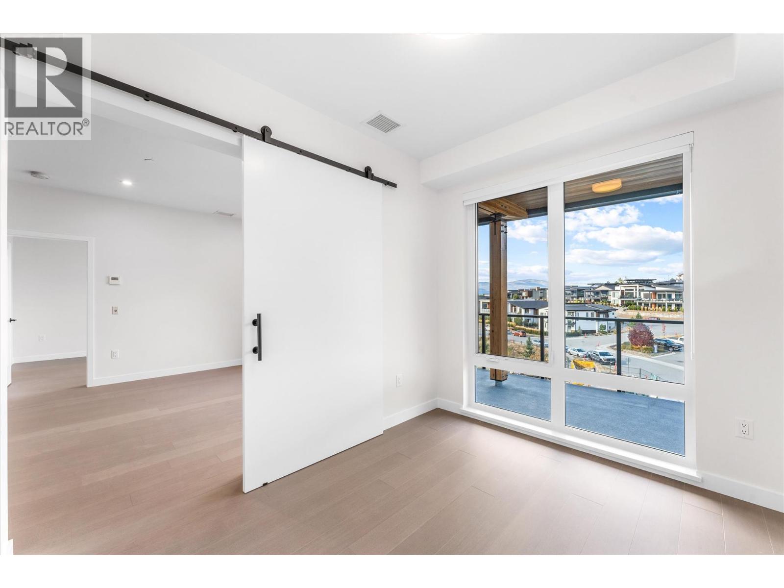 9654 Benchland Road Unit# 407, Lake Country