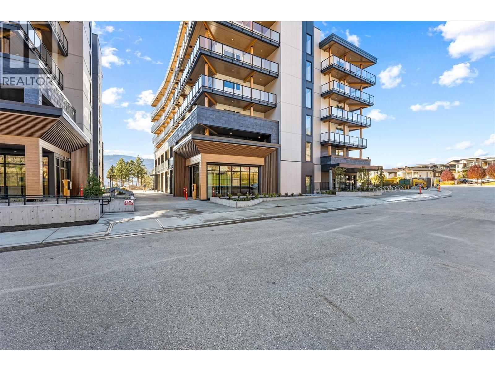 9654 Benchland Road Unit# 407, Lake Country