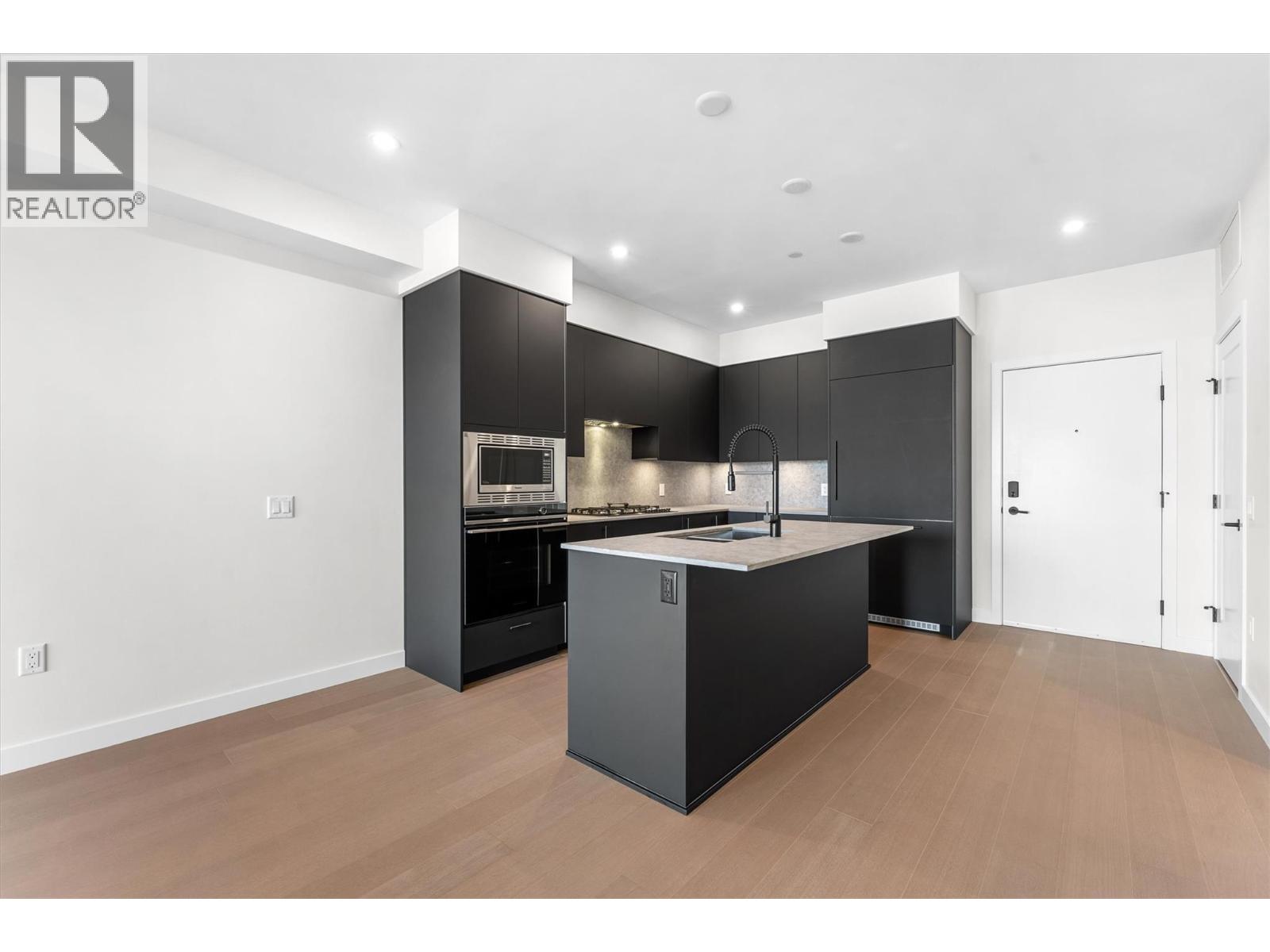 9654 Benchland Road Unit# 407, Lake Country