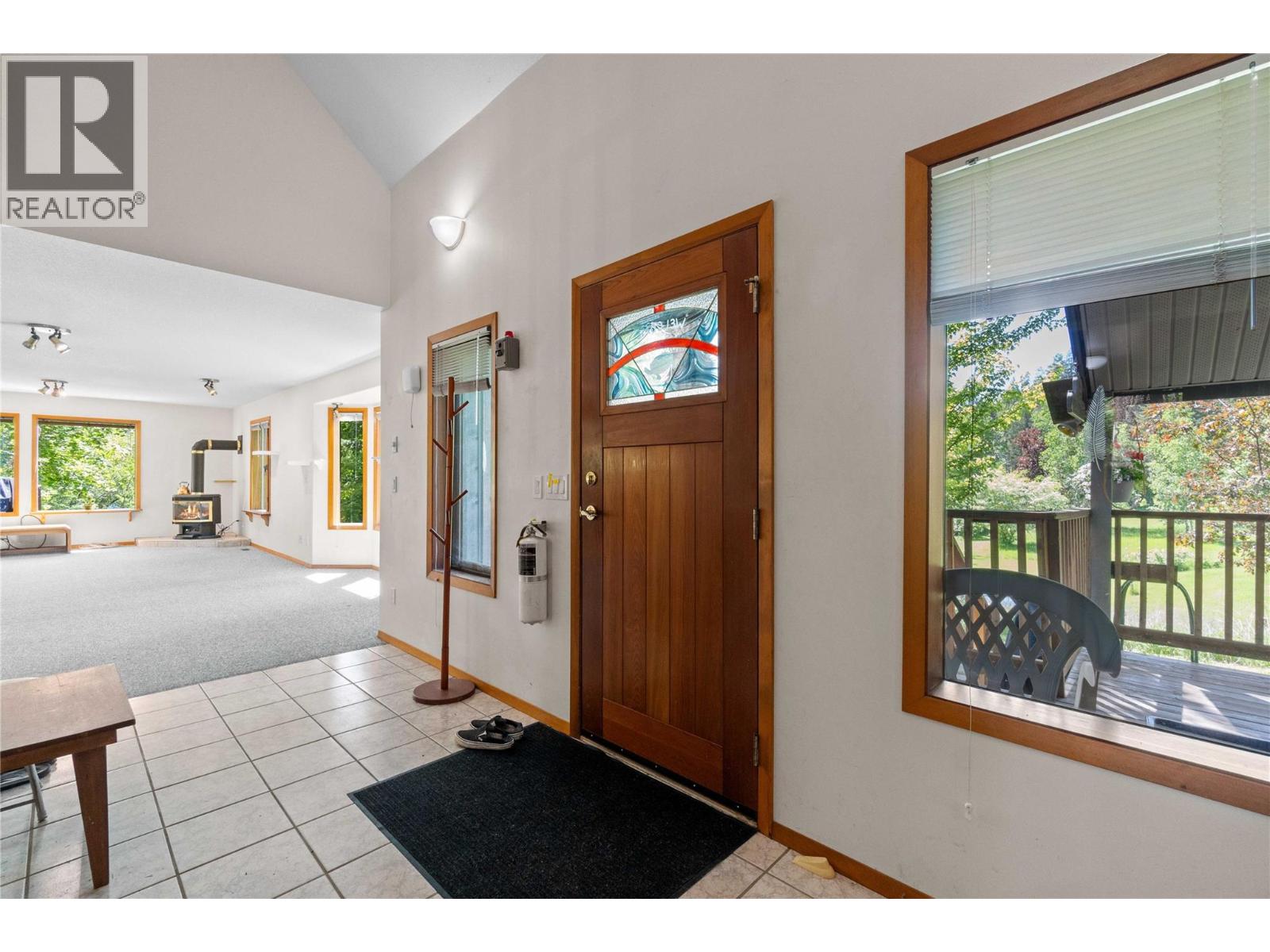 769 & 771 Gardom Lake Road, Enderby