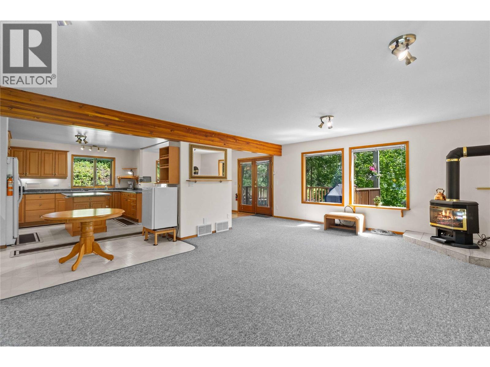 769 & 771 Gardom Lake Road, Enderby