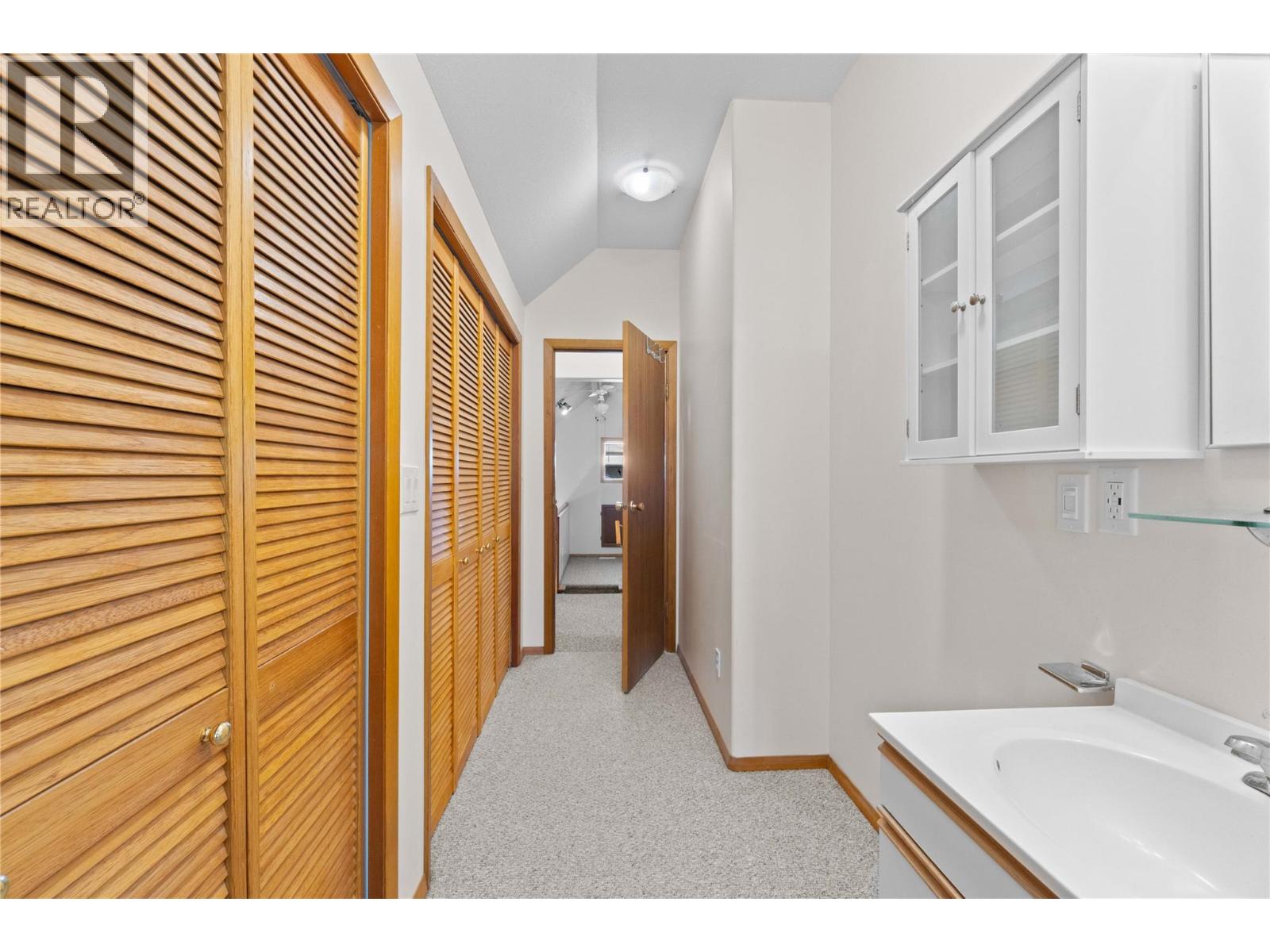 769 & 771 Gardom Lake Road, Enderby