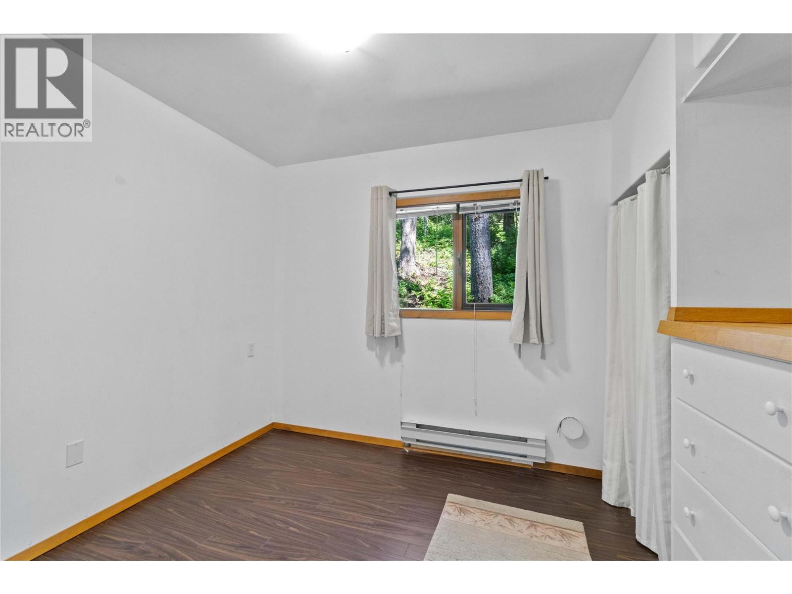 769 & 771 Gardom Lake Road, Enderby