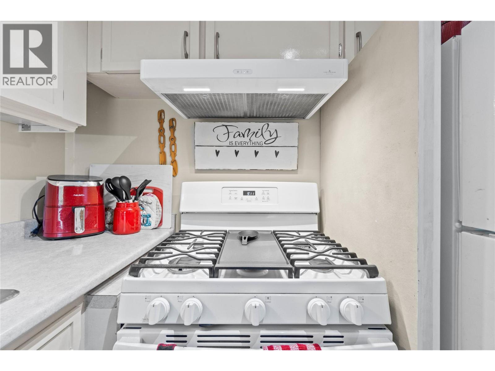 769 & 771 Gardom Lake Road, Enderby