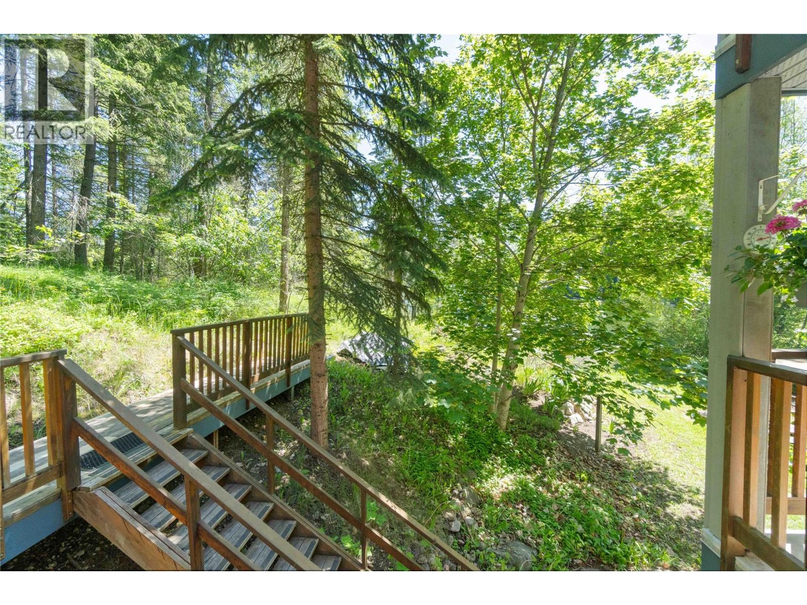 769 & 771 Gardom Lake Road, Enderby