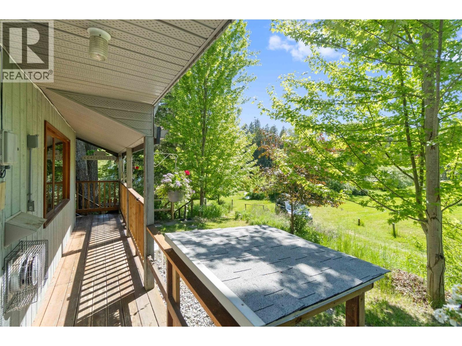 769 & 771 Gardom Lake Road, Enderby