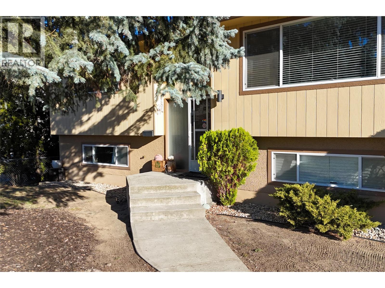 688 SUN VALLEY Drive, Kamloops