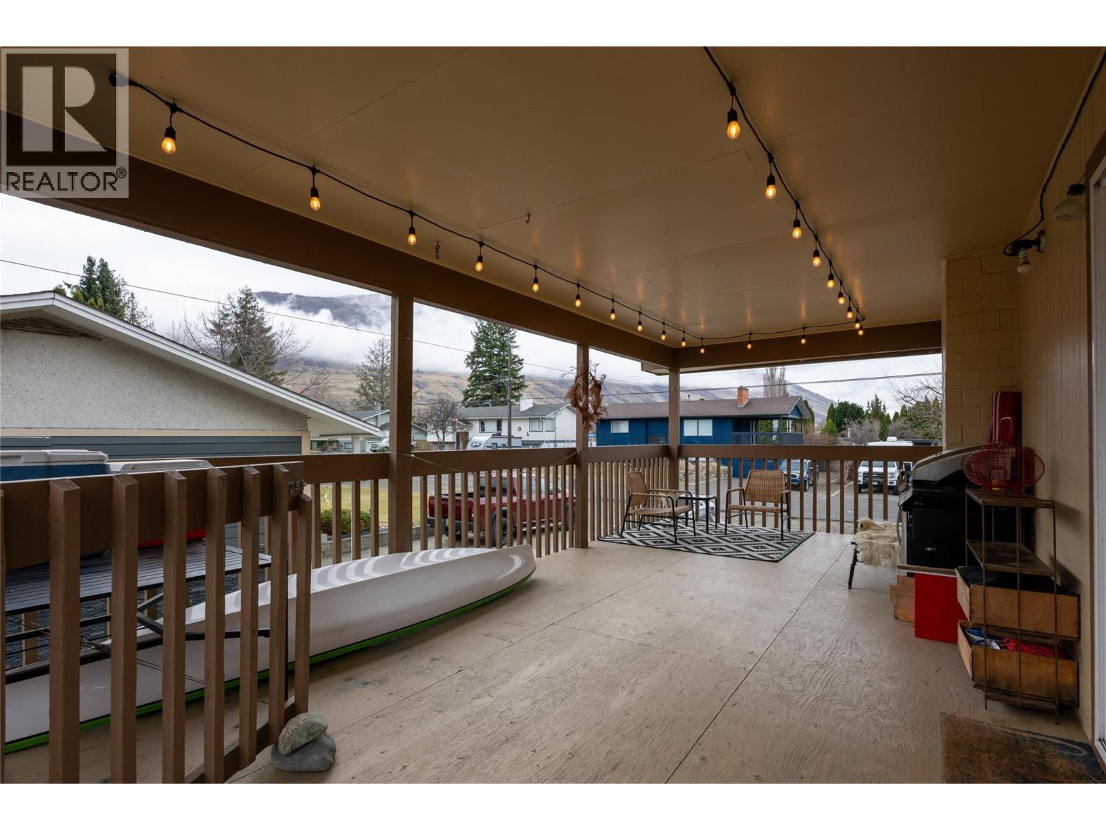 688 SUN VALLEY Drive, Kamloops