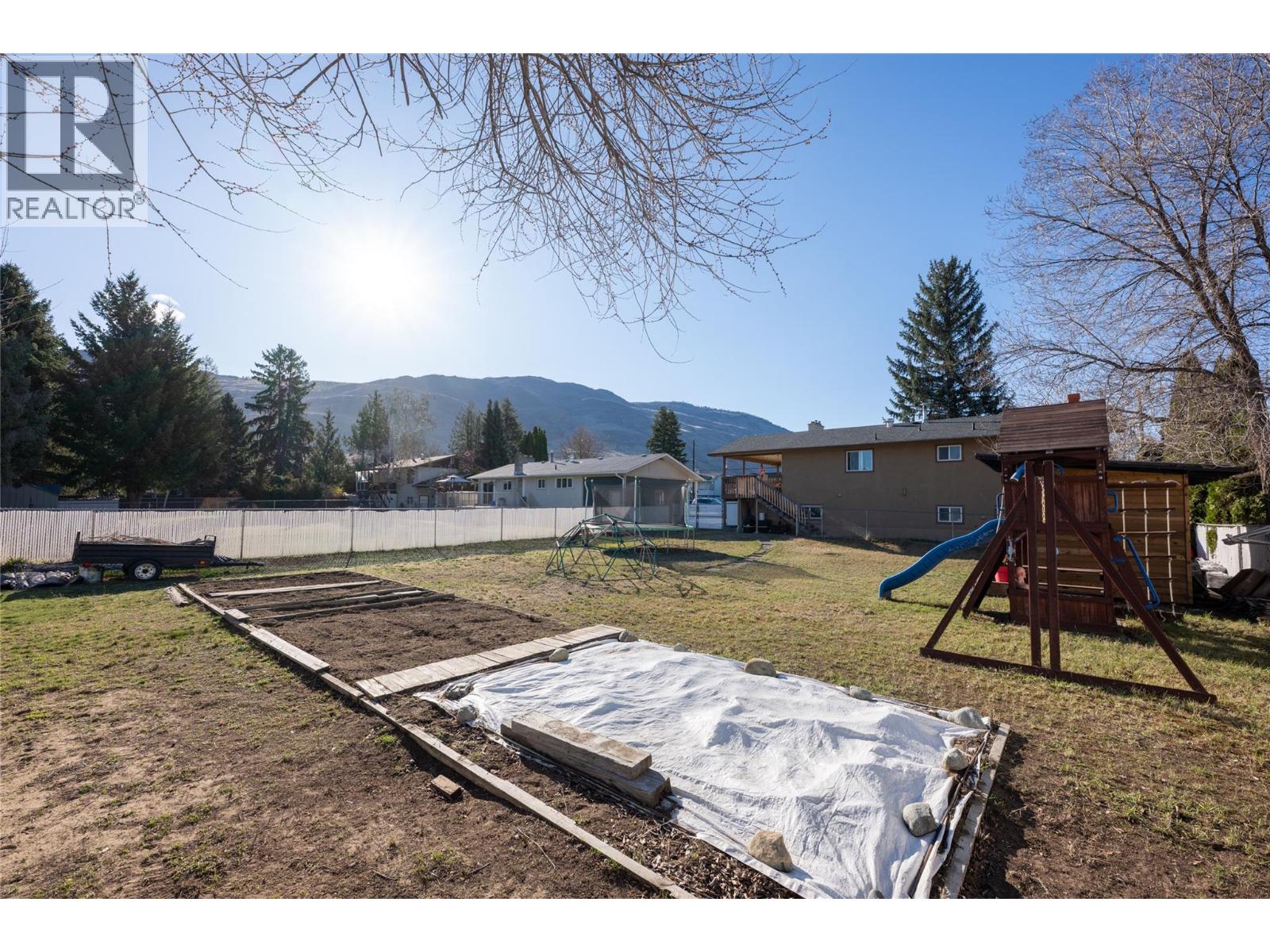 688 SUN VALLEY Drive, Kamloops