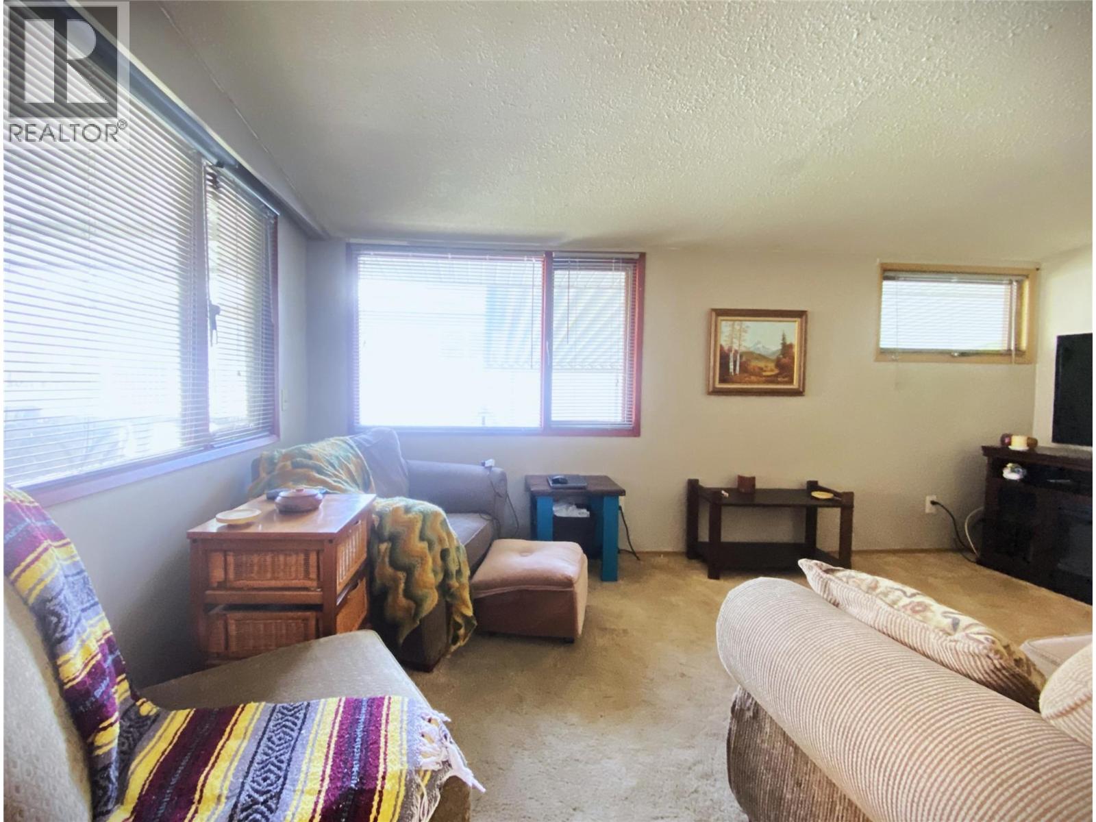 2932 Buckley Road Unit# 12, Sorrento