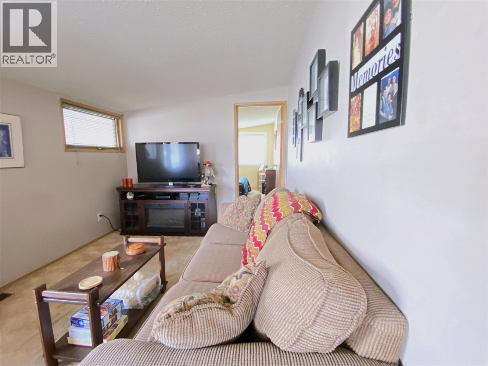 2932 Buckley Road Unit# 12, Sorrento