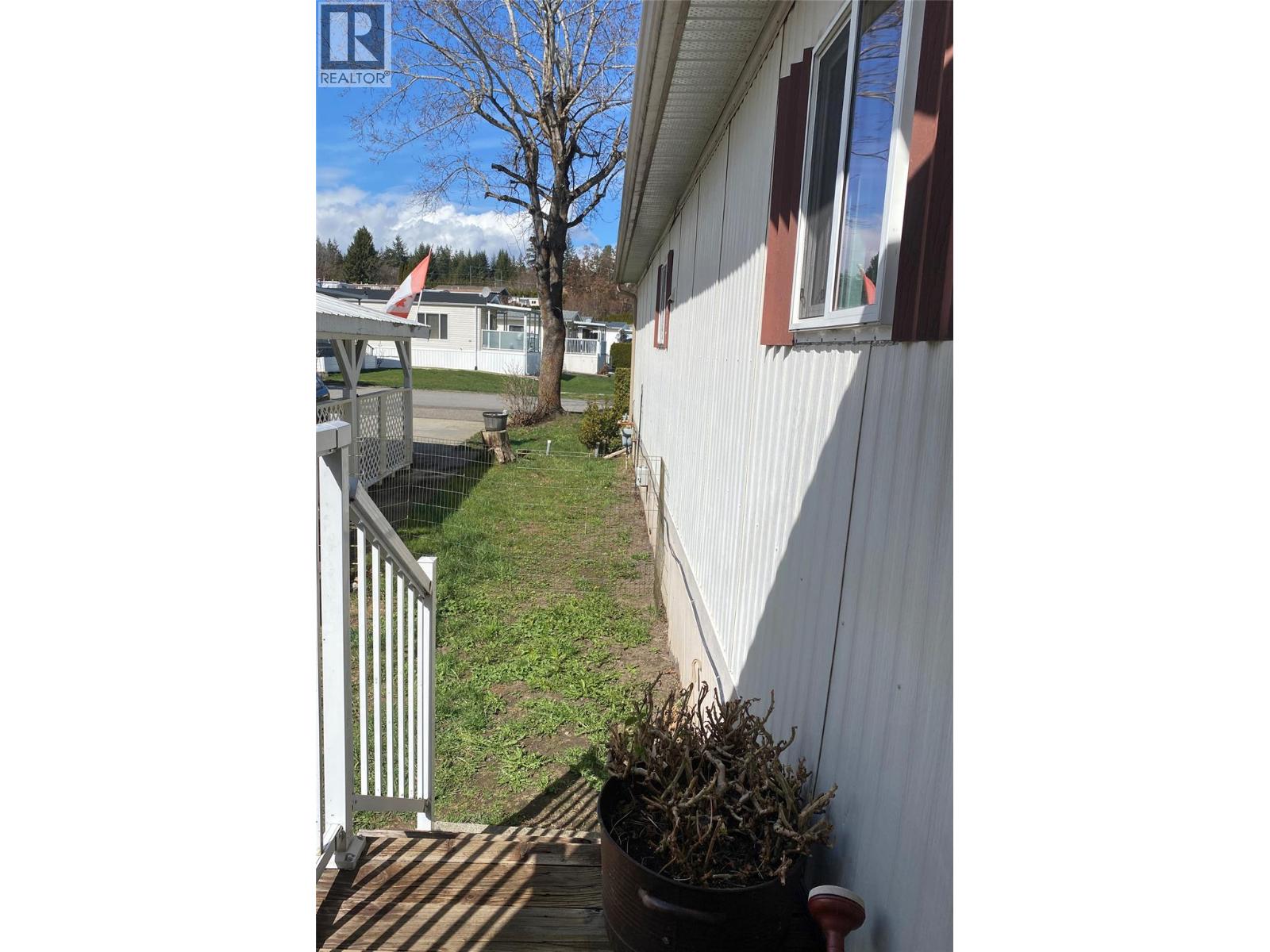 2932 Buckley Road Unit# 12, Sorrento