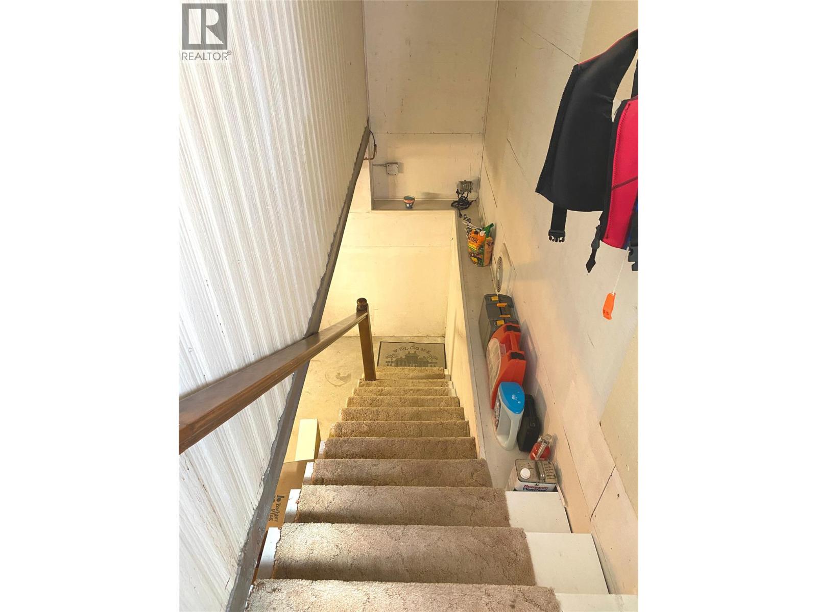 2932 Buckley Road Unit# 12, Sorrento