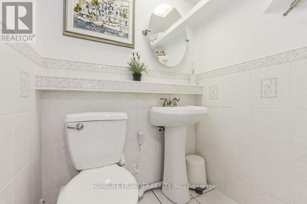 360 COLBORNE STREET - 25