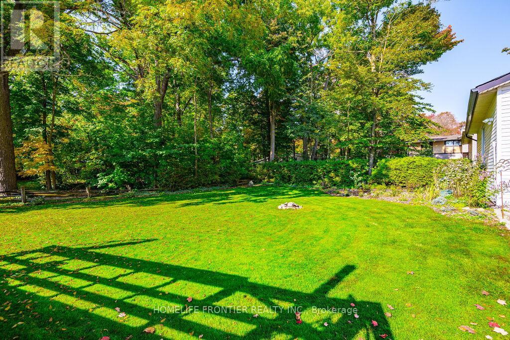 360 COLBORNE STREET - 27
