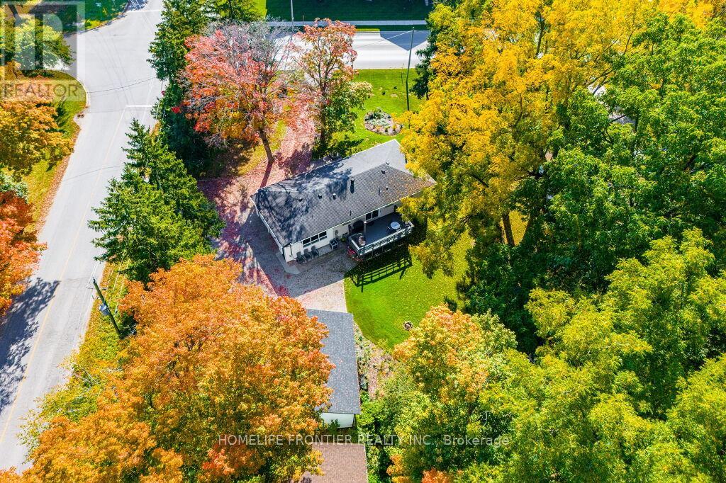 360 COLBORNE STREET - 38