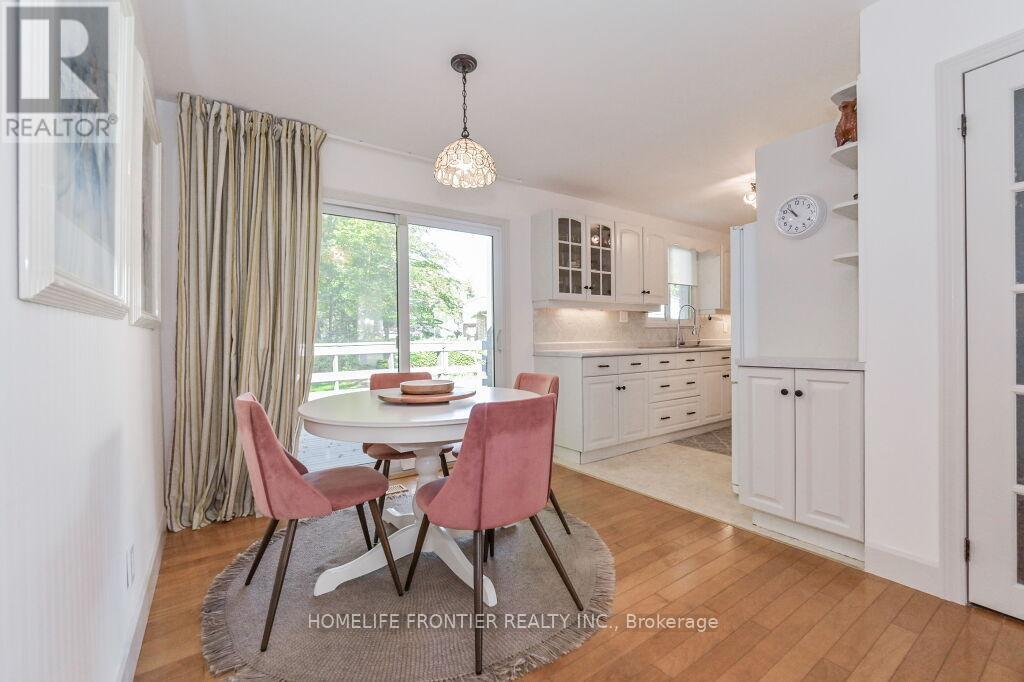 360 COLBORNE STREET - 6