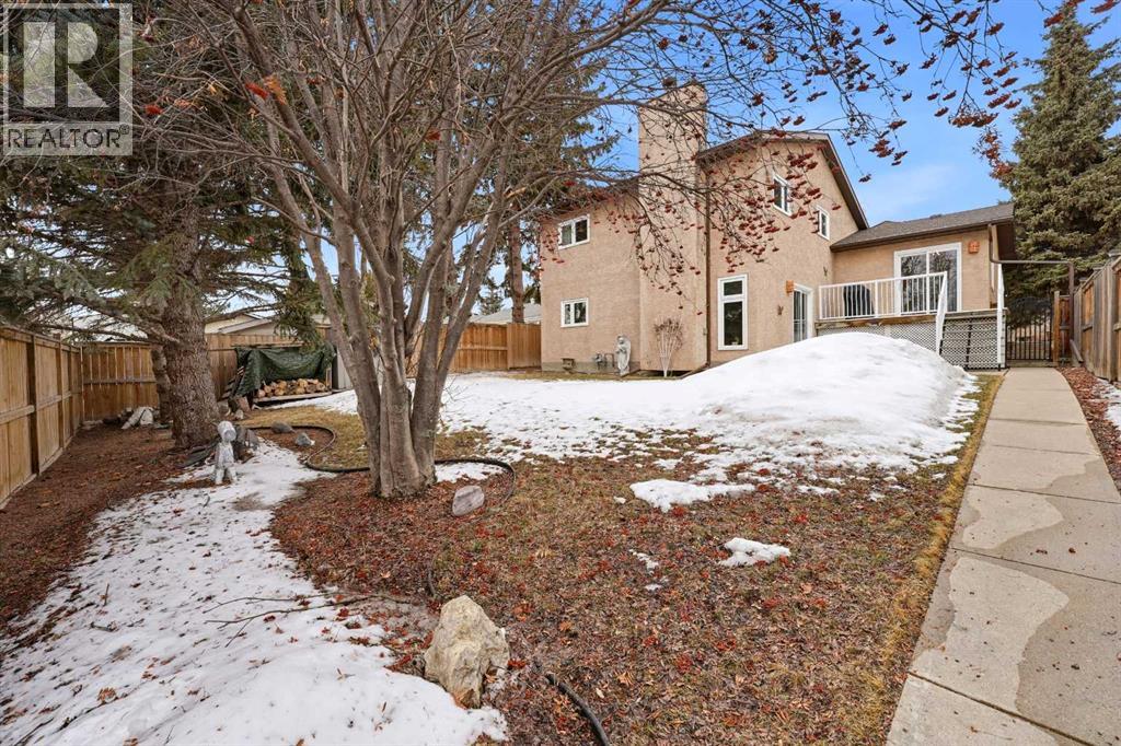 51 Otterbury Avenue, Red Deer