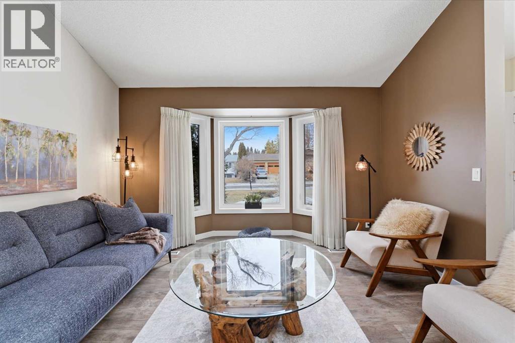 51 Otterbury Avenue, Red Deer