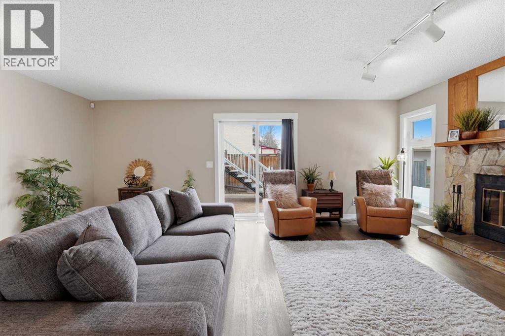 51 Otterbury Avenue, Red Deer