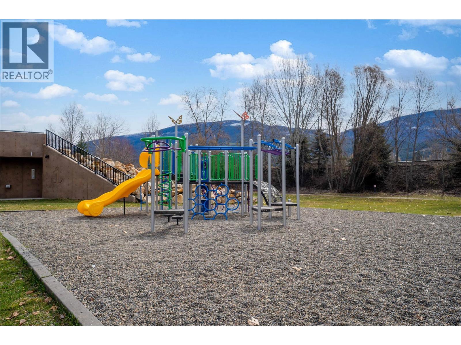 266 Sunset Drive, Sicamous