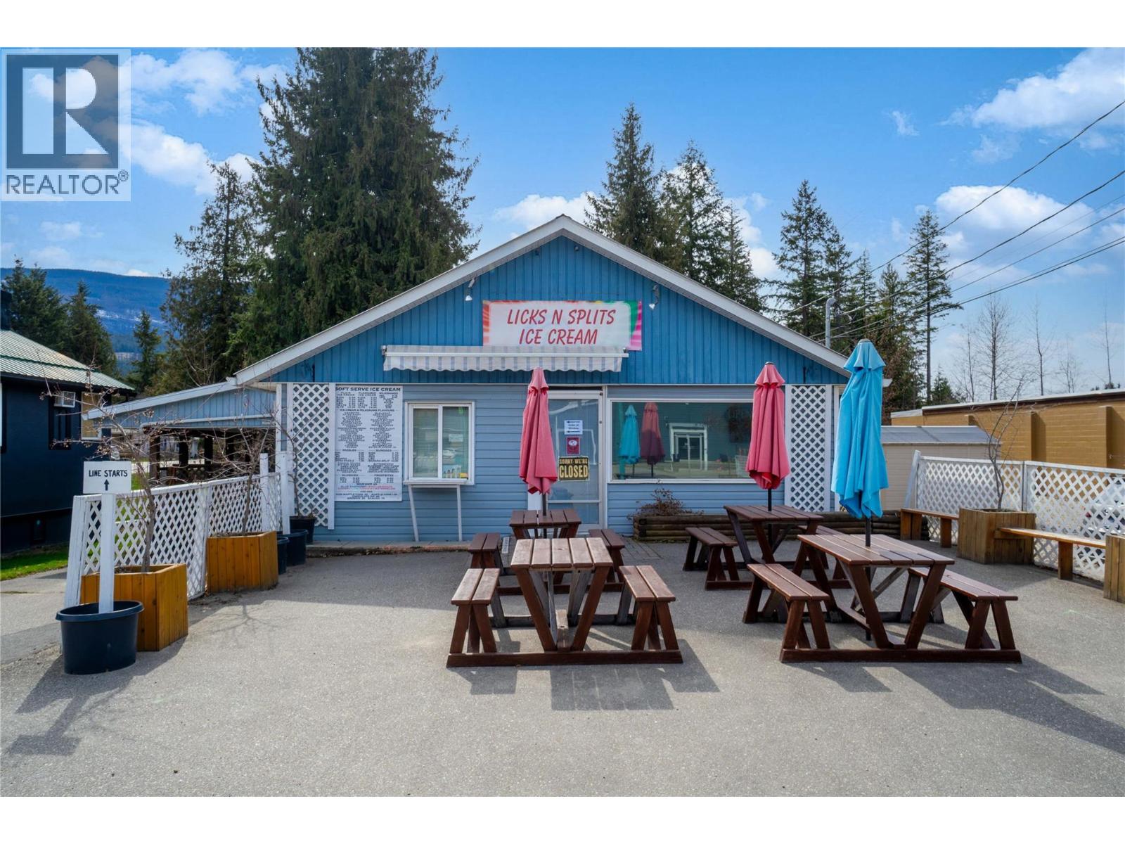 266 Sunset Drive, Sicamous