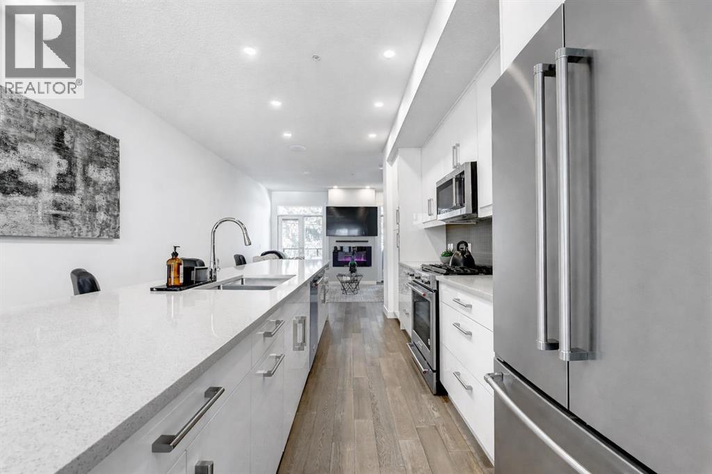 Single Family House for Sale in    Avenue NW Capitol Hill Calgary 