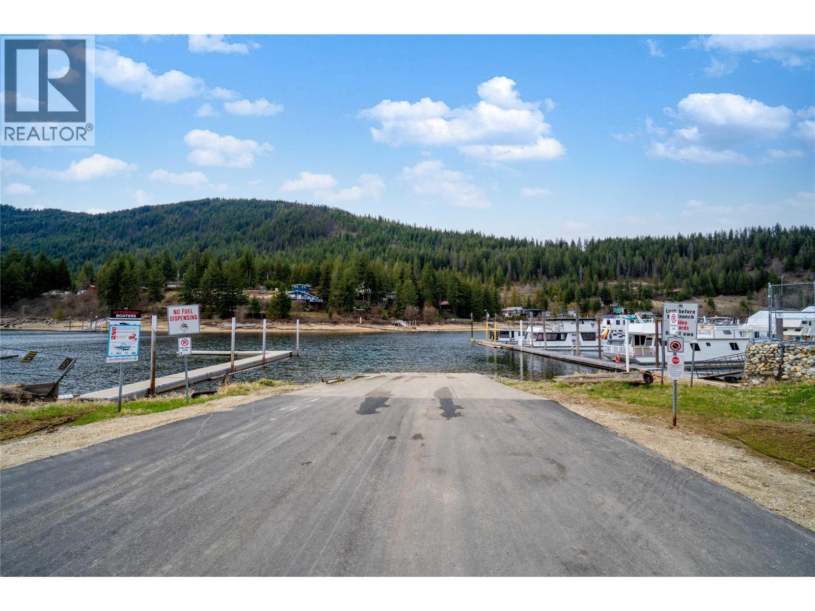 266 Sunset Drive, Sicamous