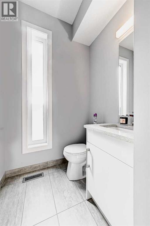 Single Family House for Sale in    Avenue NW Capitol Hill Calgary 