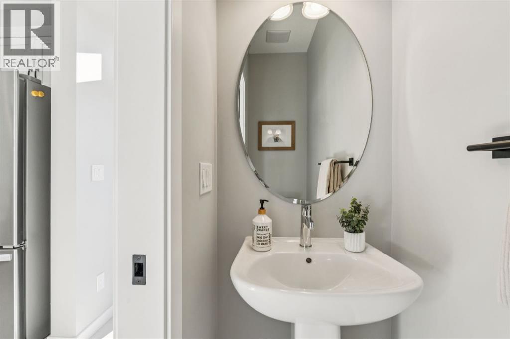 22 Precedence Glen, Cochrane