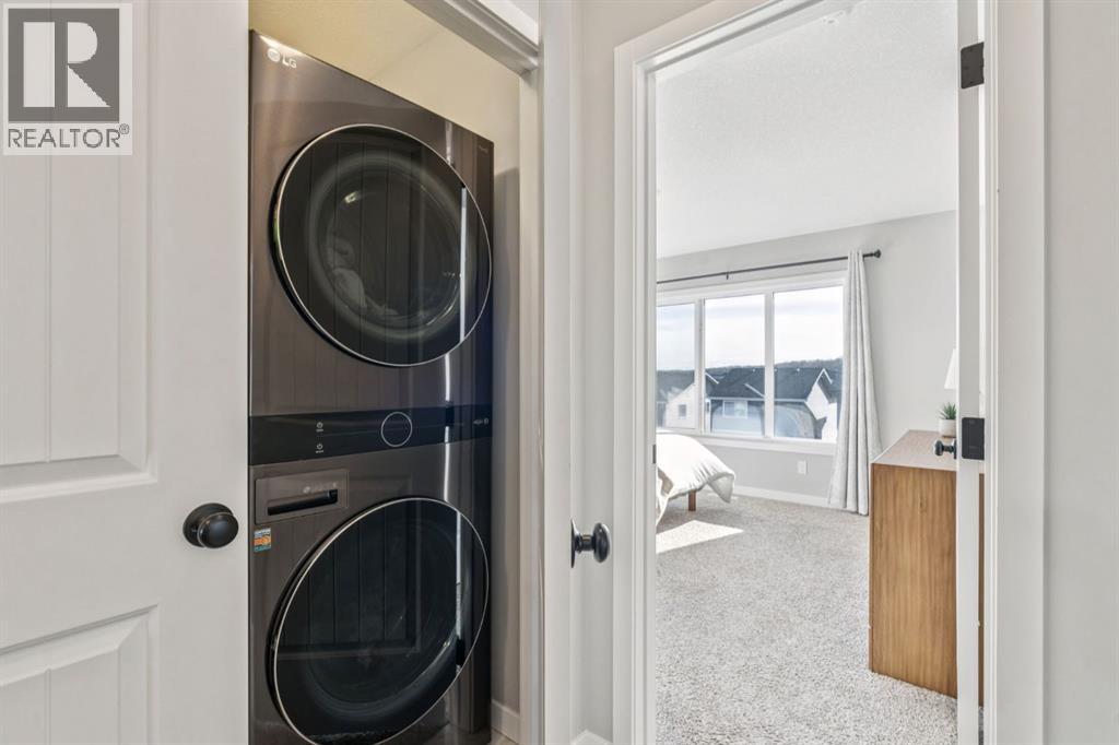 22 Precedence Glen, Cochrane