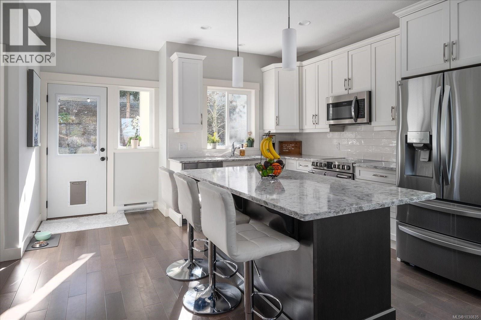 109 Aurora Way - 2