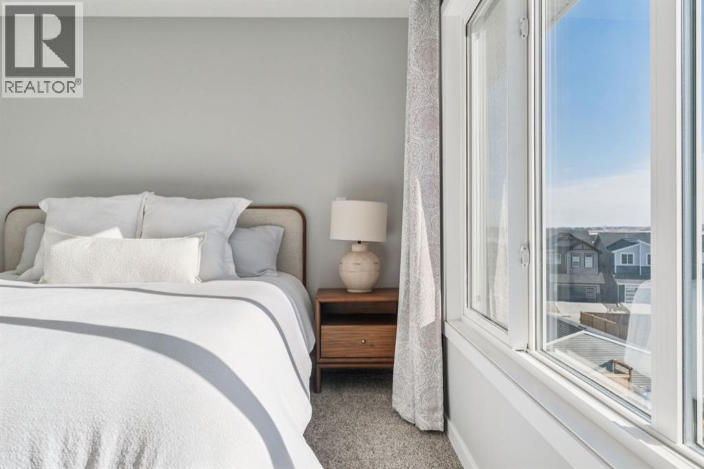 22 Precedence Glen, Cochrane