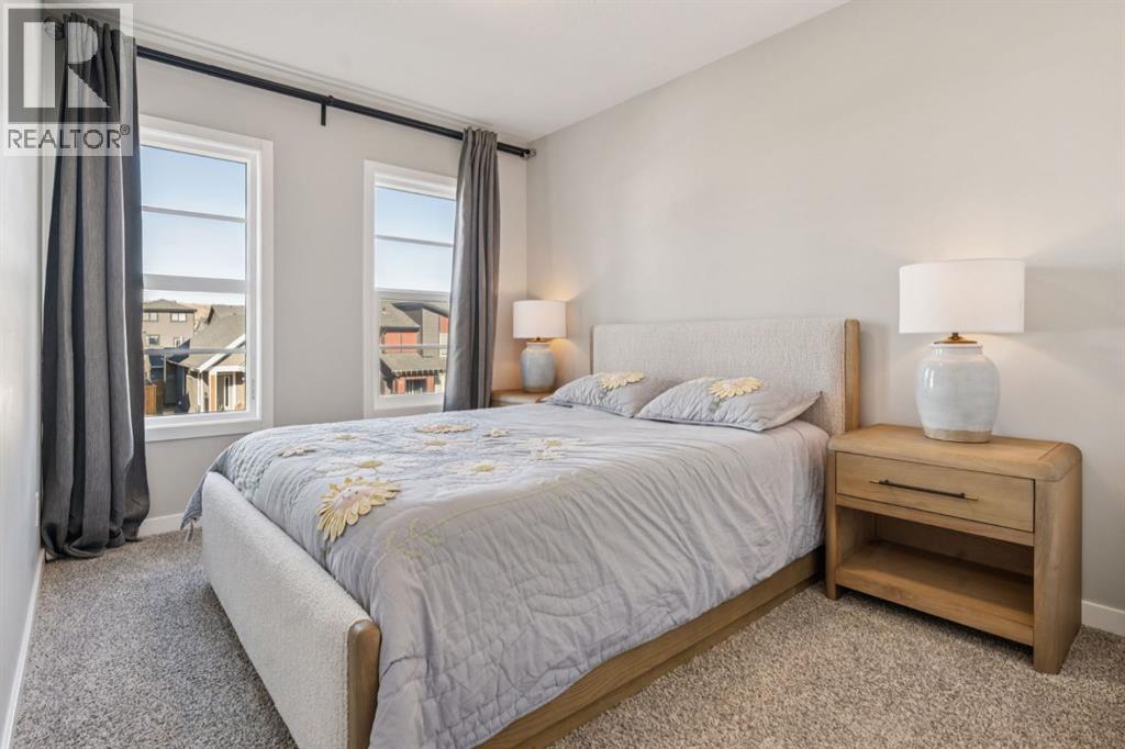 22 Precedence Glen, Cochrane