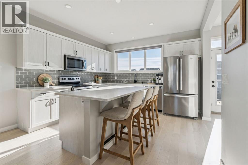 22 Precedence Glen, Cochrane