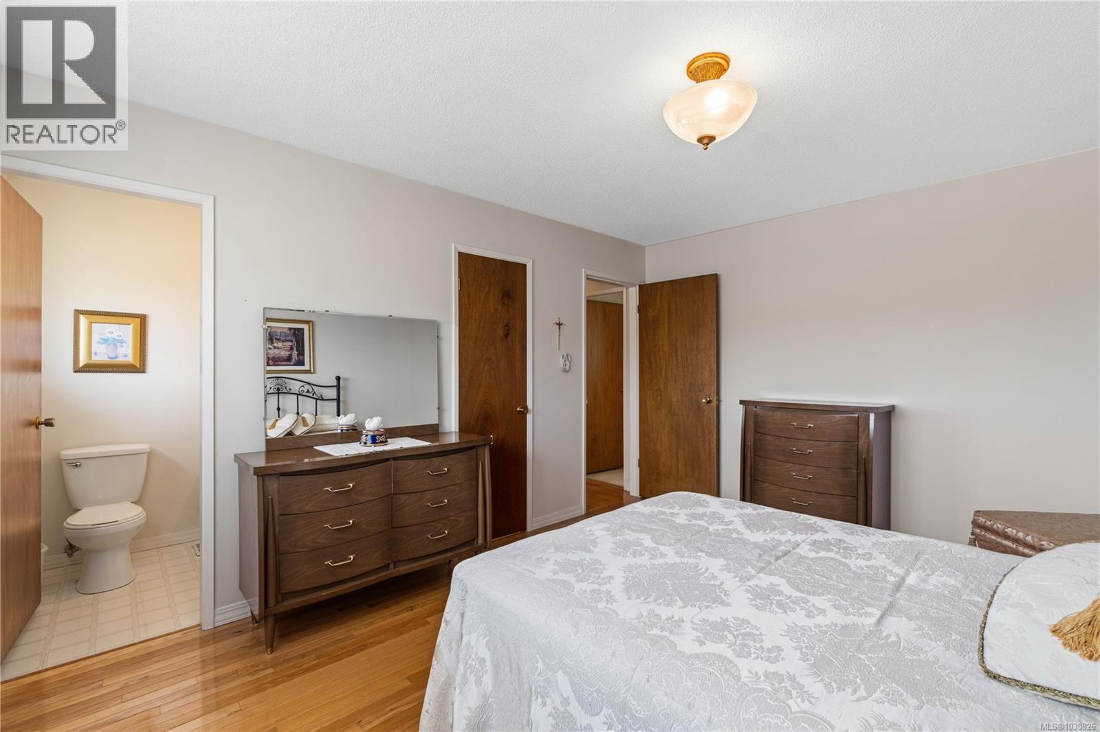 2840 HALIDAY CRES - 13