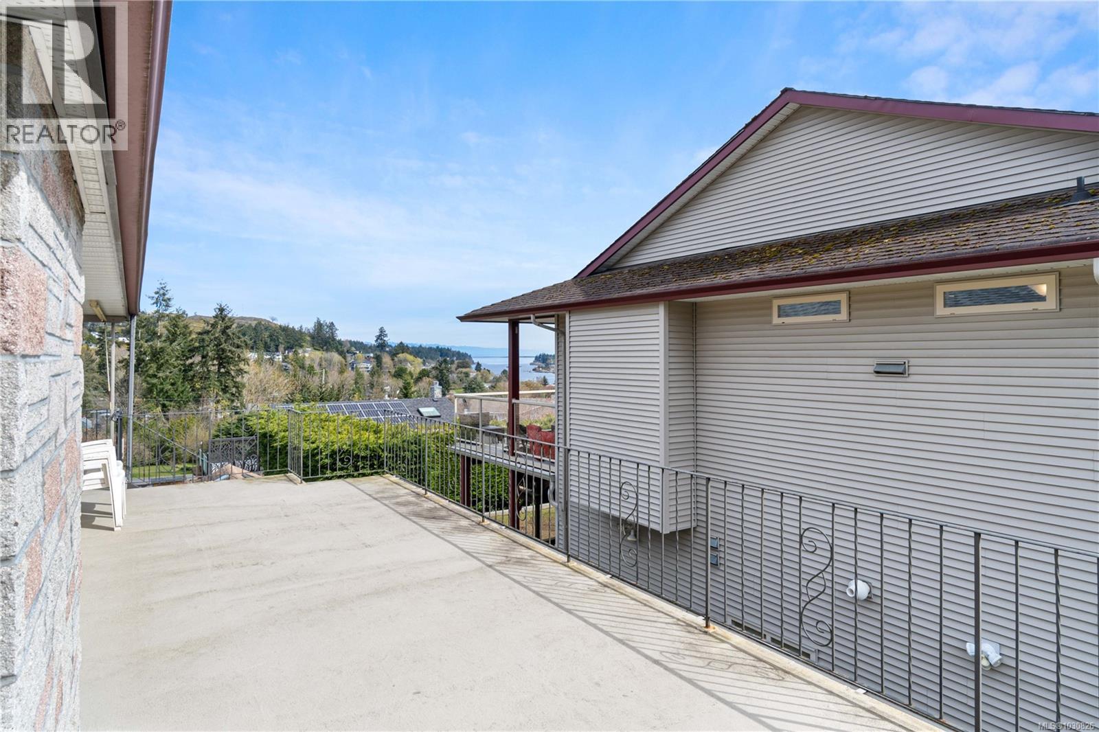 2840 HALIDAY CRES - 29