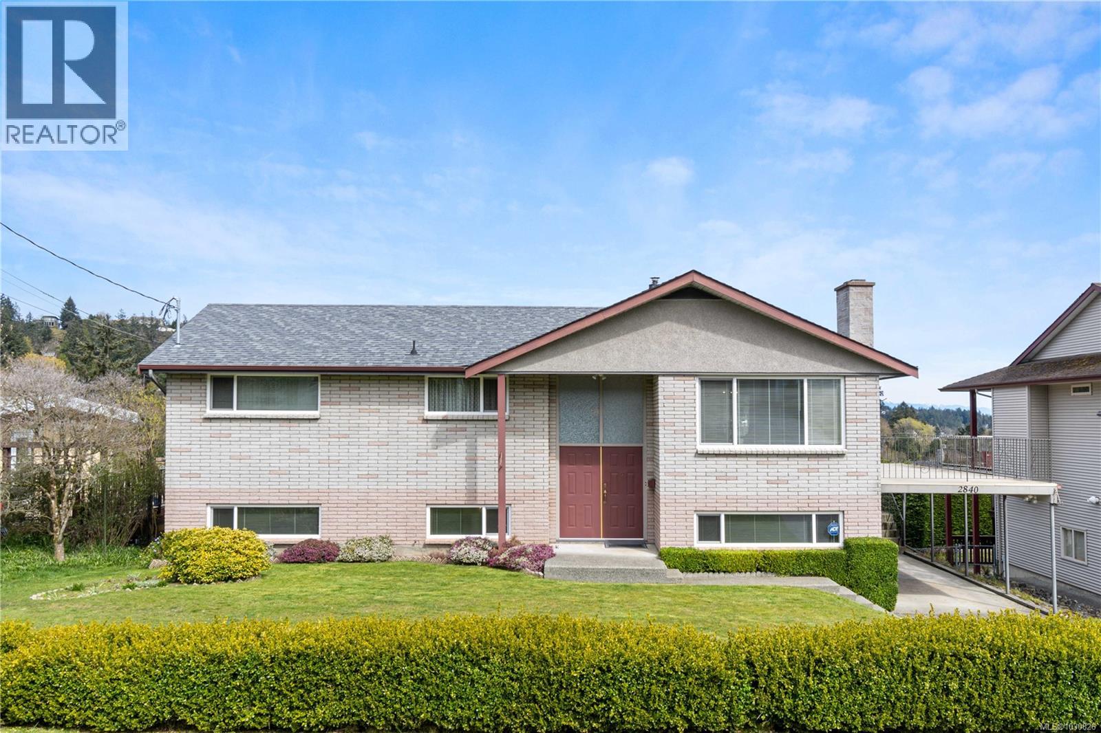 2840 HALIDAY CRES - 34