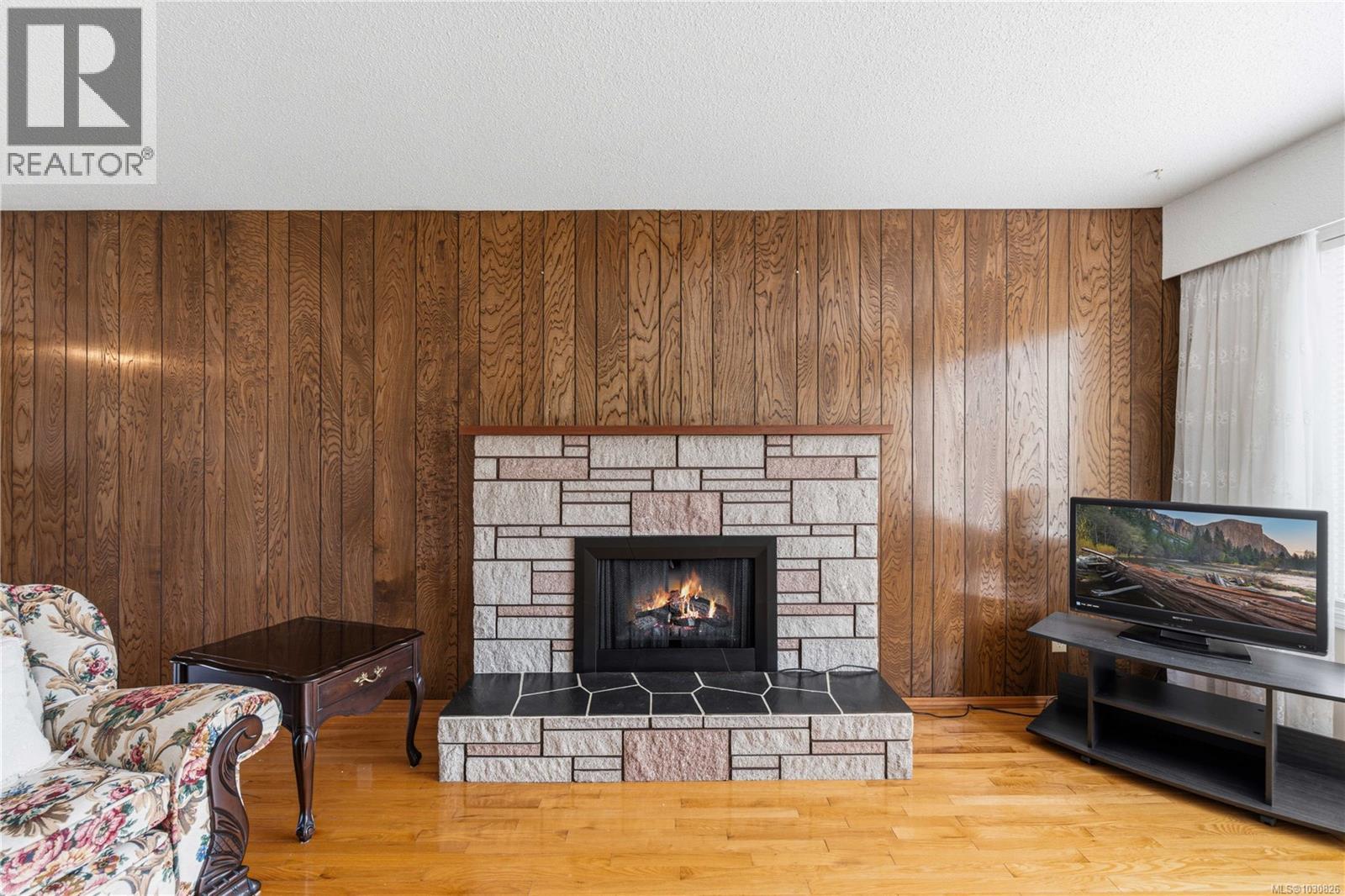 2840 HALIDAY CRES - 6