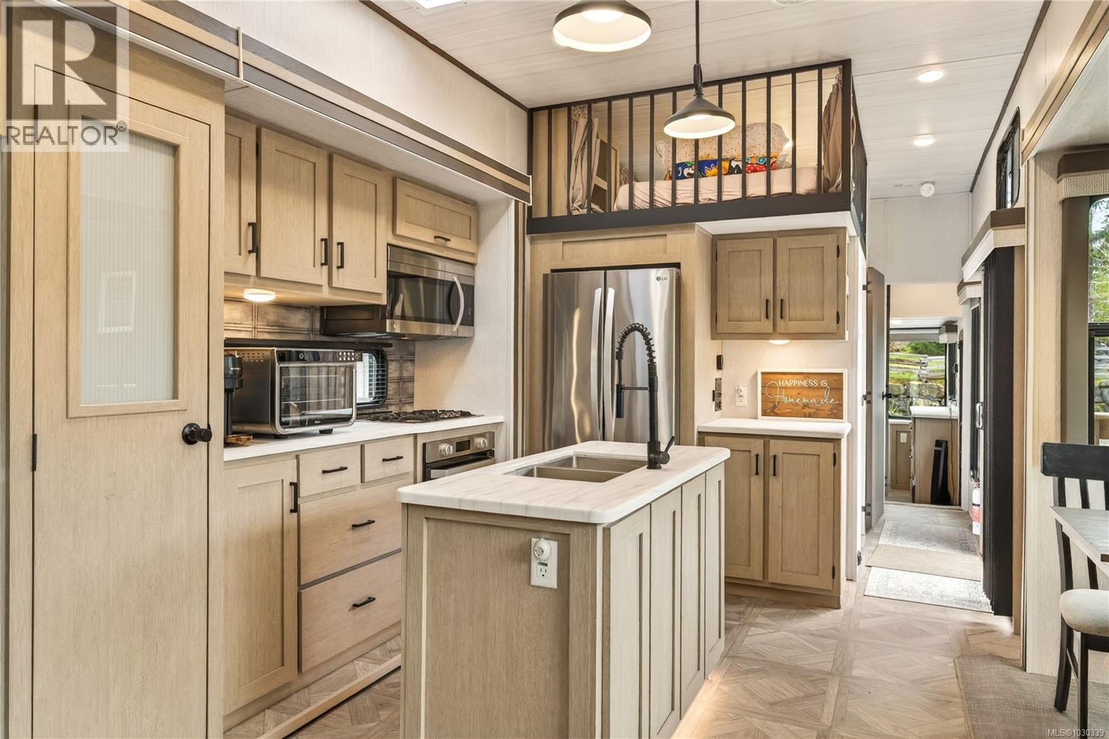 #23 10750 Central Lake Rd - 19