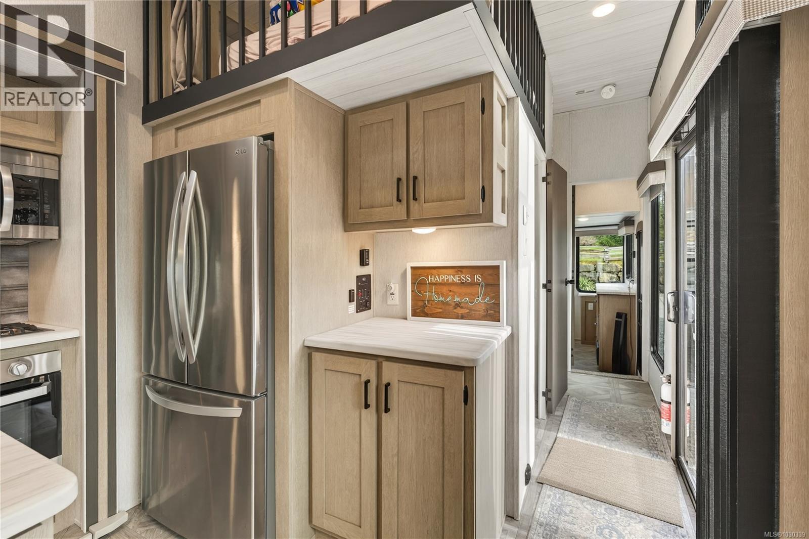 #23 10750 Central Lake Rd - 21