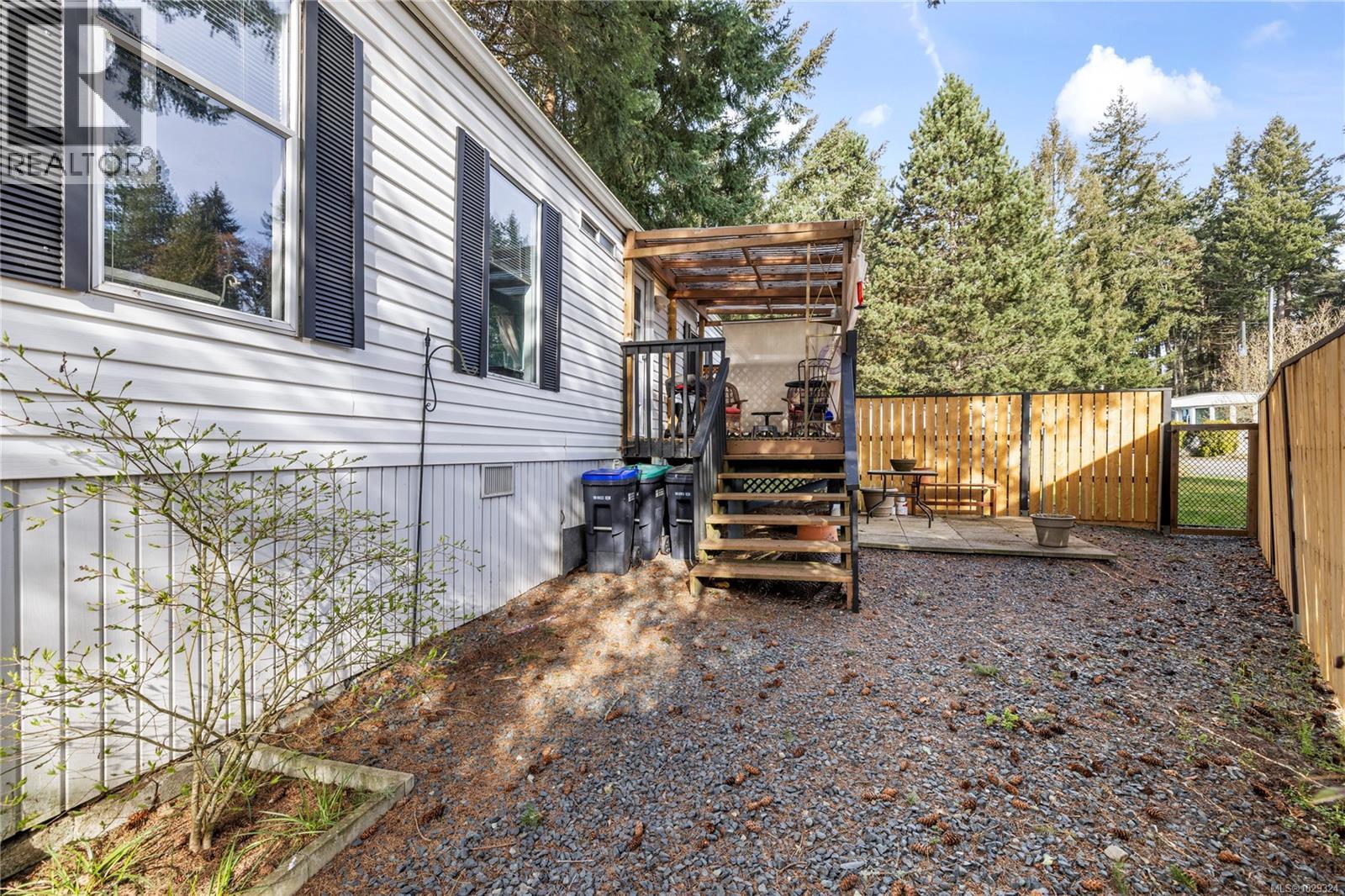 #245 2465 APOLLO DR - 23