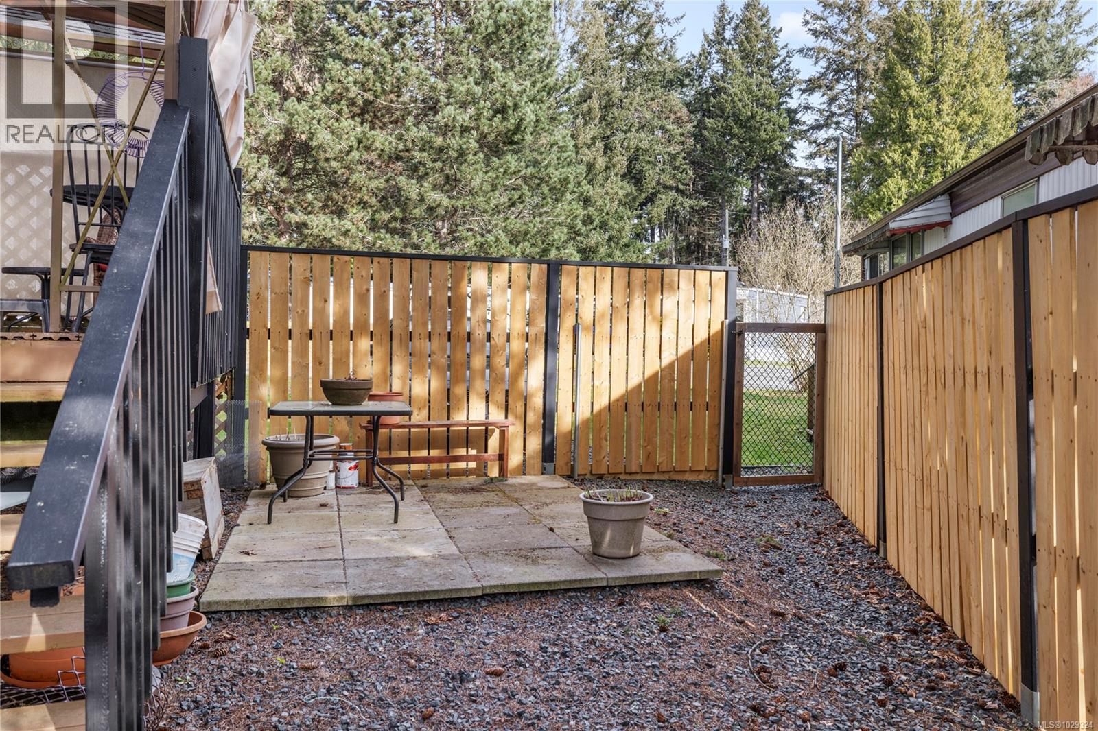 #245 2465 APOLLO DR - 24