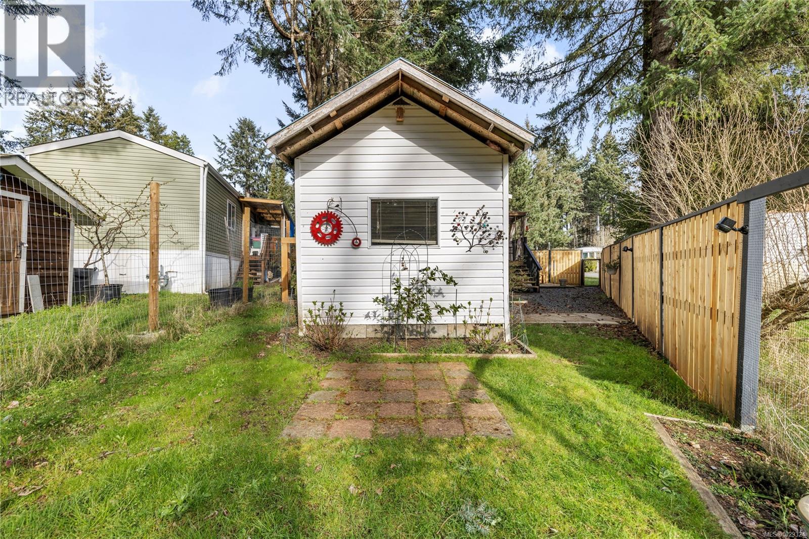 #245 2465 APOLLO DR - 25