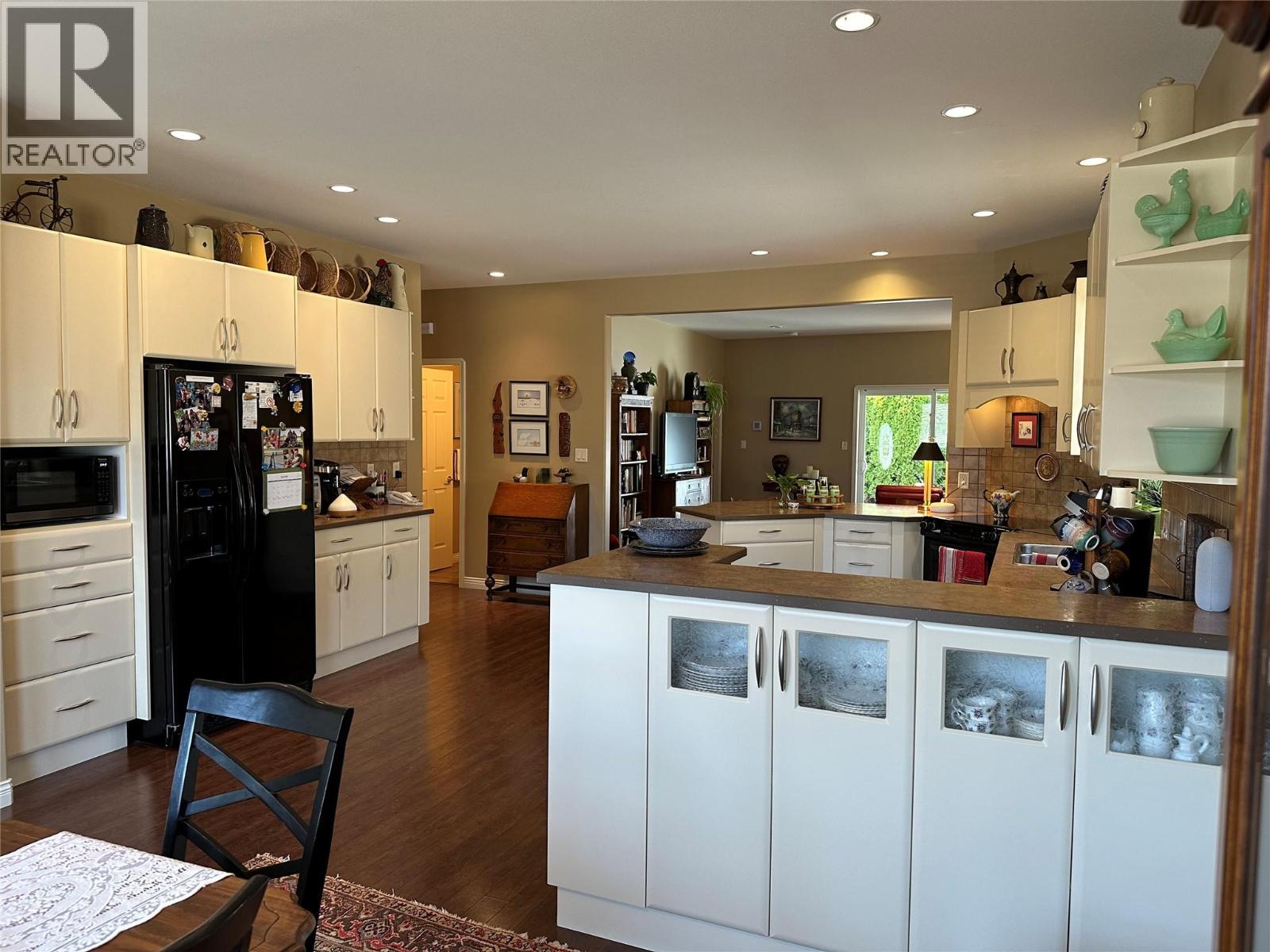 162 Willows Place, Oliver