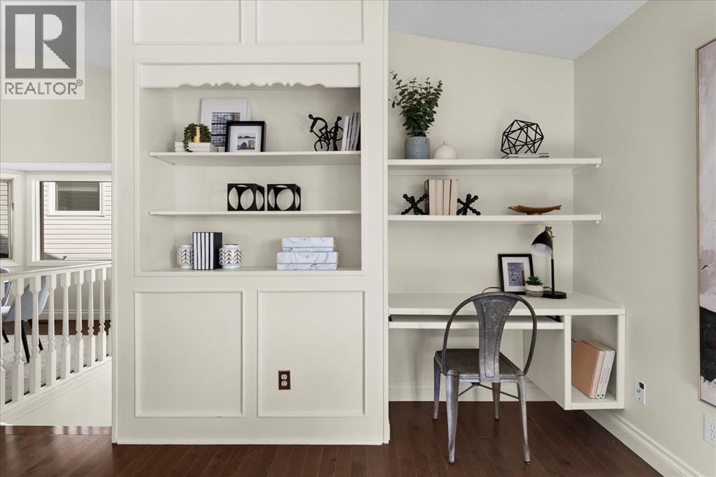 Single Family House 4 Level for Sale in  Hawkcliff Way NW Hawkwood Calgary 