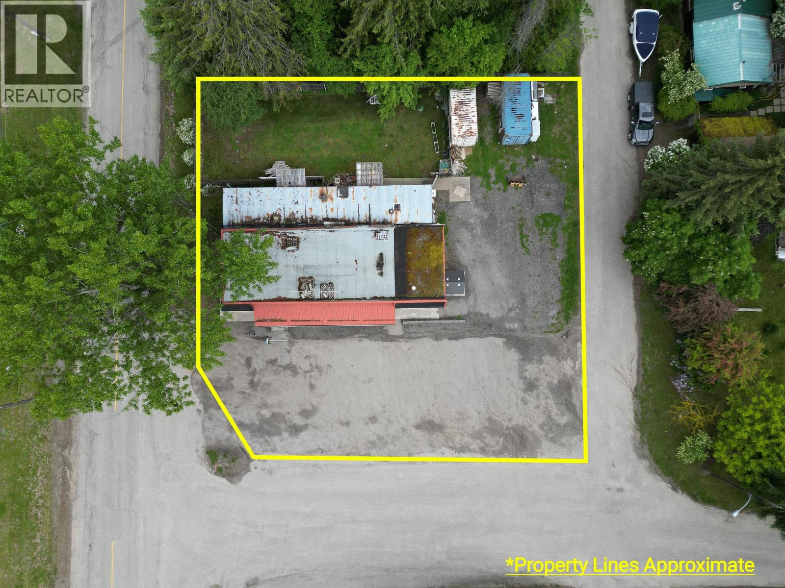  1504 EASTMAN Avenue, Riondel