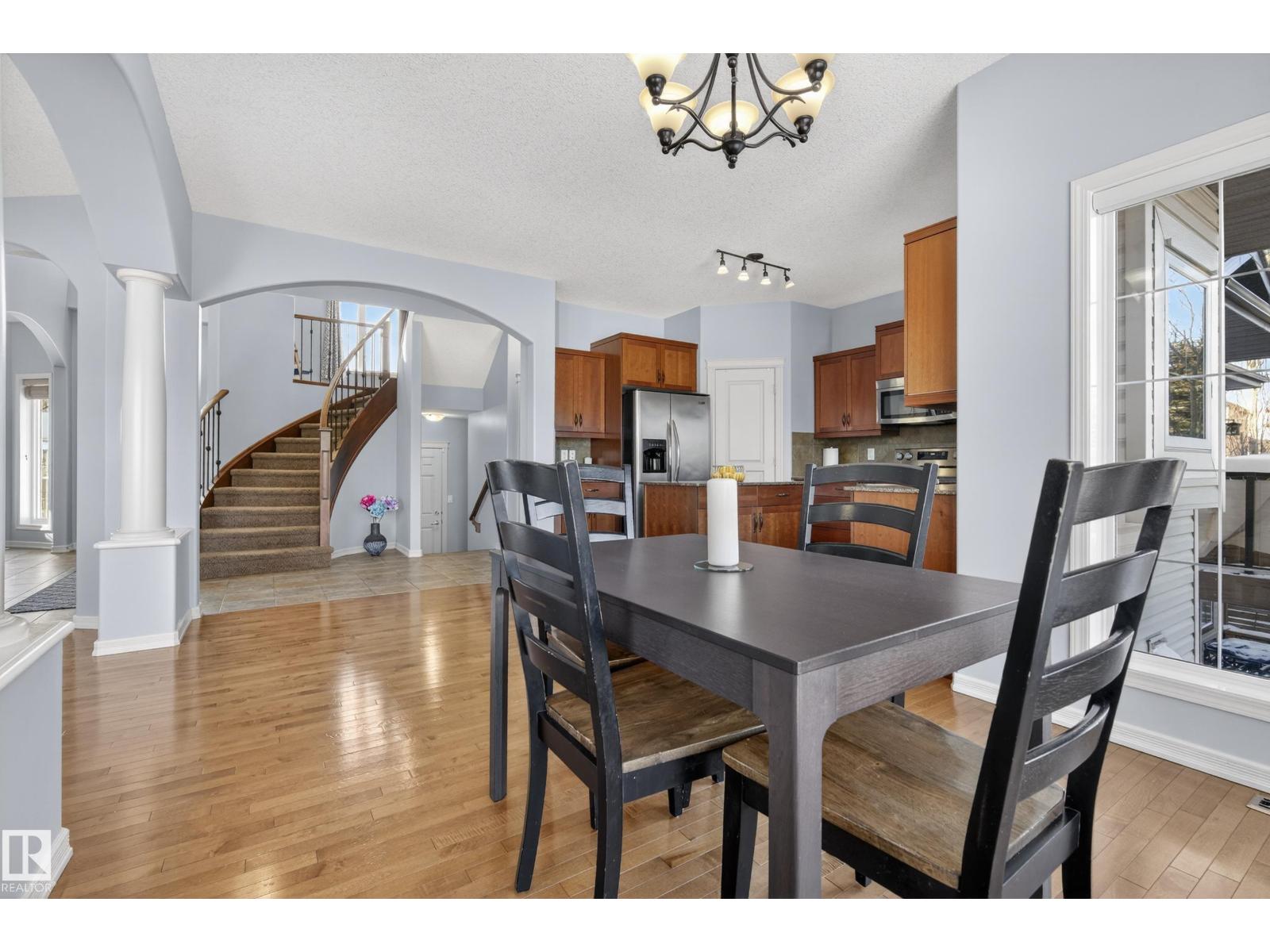 20714 56A AV NW, Edmonton