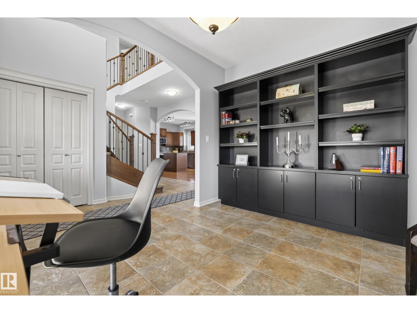 20714 56A AV NW, Edmonton